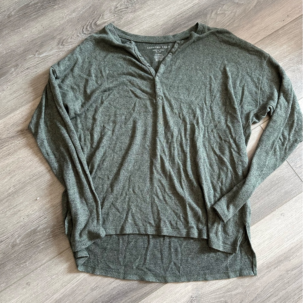 American Eagle Soft & Sexy Plush Henley
